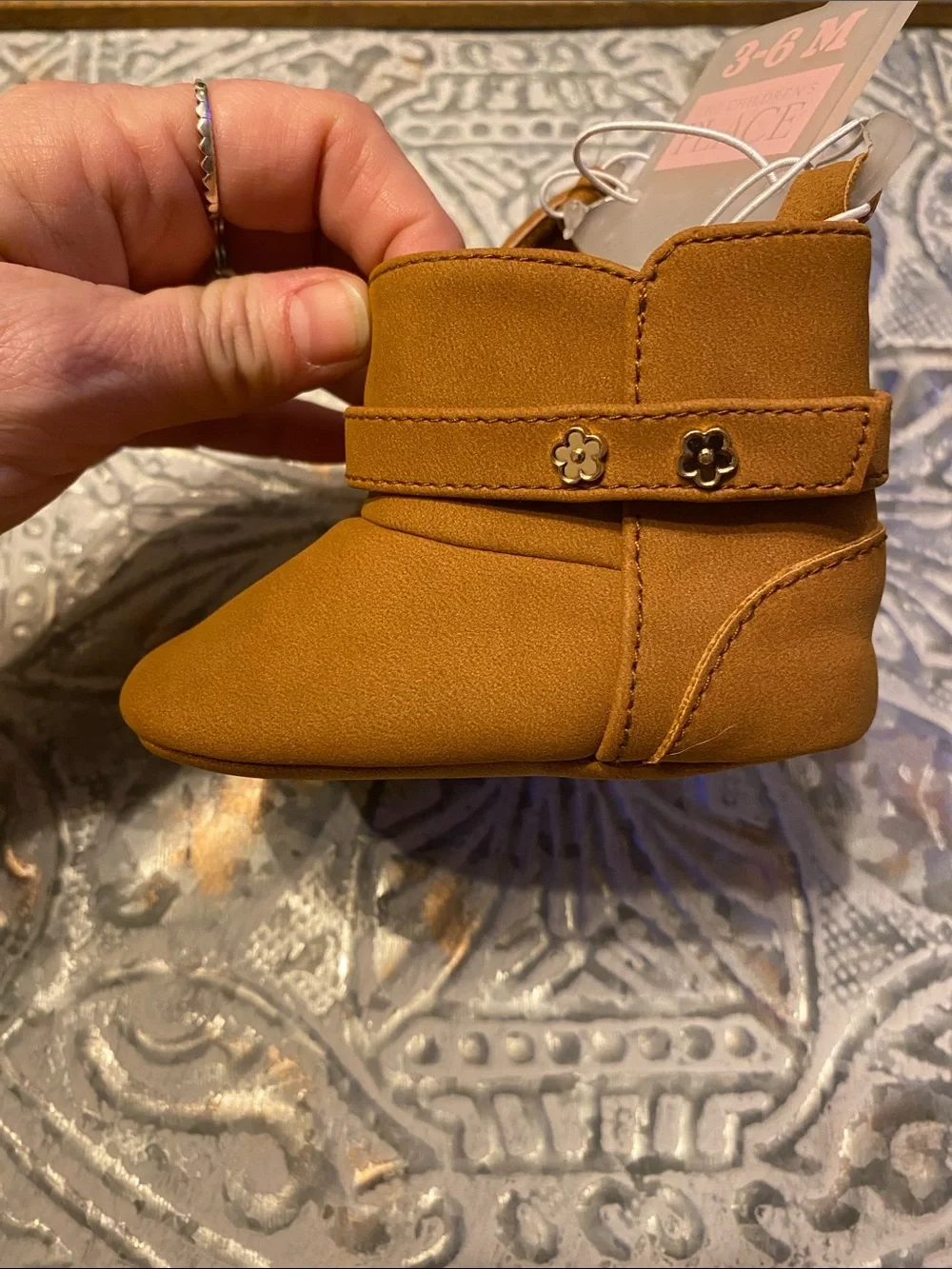The Children's Place Baby Boots Booties w/ Velcro Closure Tan Sz 3-6 Mths NWT
